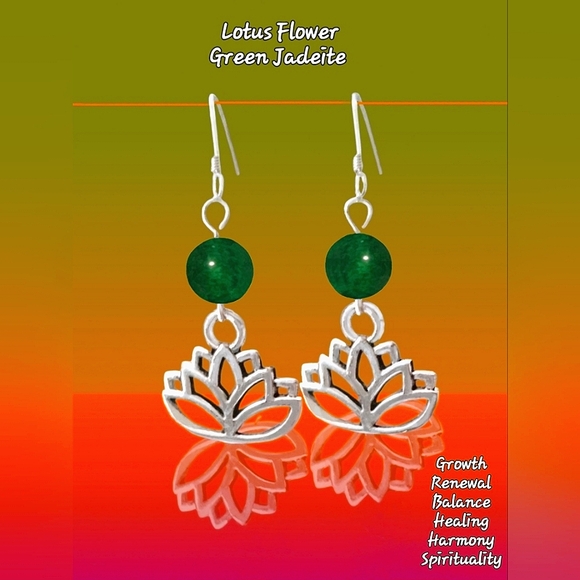 Periwinkle Cottage Co. Jewelry - 🪷Lotus Flower ŉ Green Jadeite Earrings🪷